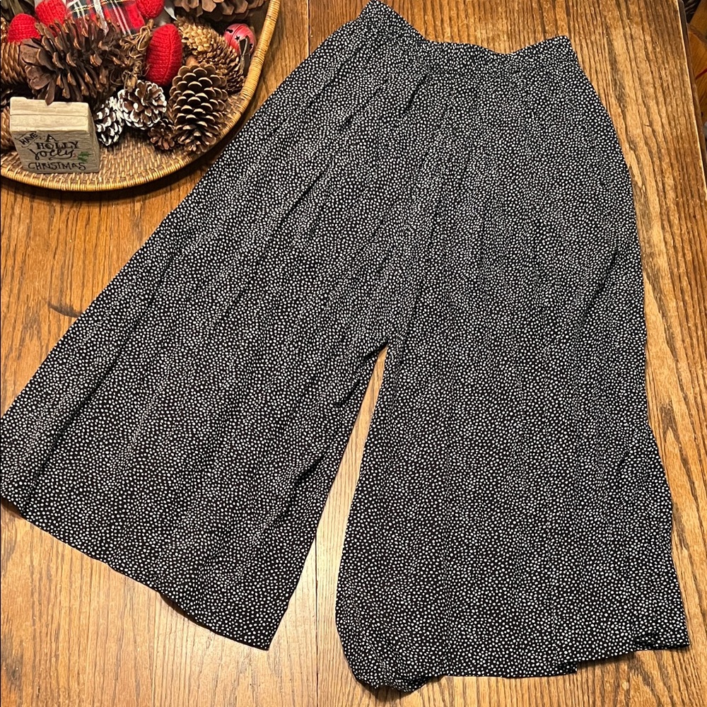 Vintage Elegant Black and White Polka Dot Wide Leg culottes
